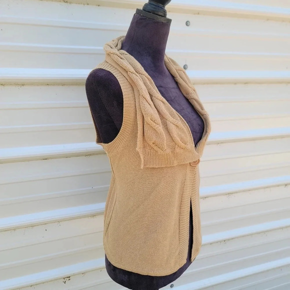 Chadwicks Cardigan Womens Beige Tan Single Button Sleeveless Knit Cover Top Sz M - Picture 9 of 11